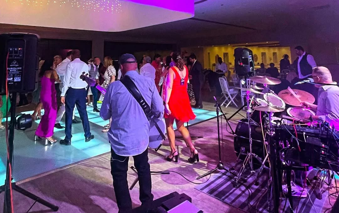 Banda HappyHour